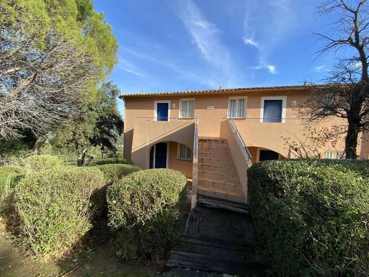 3 Pieces Avec Terrasse, Clim Et Parking A Grimaud - Fr-1-226-390 Apartment France